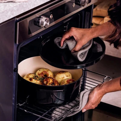 Каструля KitchenAid чавунна з кришкою 5,2 л Чорна (CC006061-001)