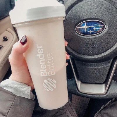 Шейкер спортивний BlenderBottle Original Classic 28oz/820ml White (Classic 28oz White)