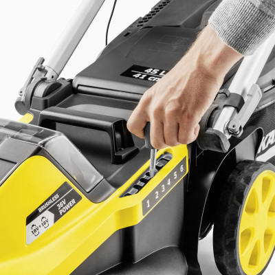 Газонокосарка Karcher LMO 5-18 Dual Battery Set, 36V(18V+18V), 2х5Ah, 25-70см (1.445-431.0)