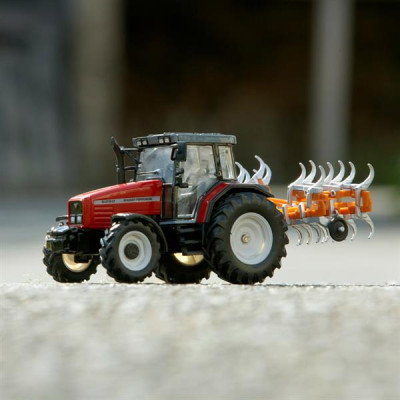 Спецтехніка Britains Трактор Massey Ferguson 6290 з культиватором 1:32 (43335)