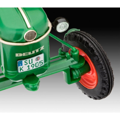 Збірна модель Revell Трактор Deutz D30 рівень 2, 1:24 (RVL-07826)