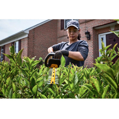 Кущоріз DeWALT XR FLEXVOLT 54 В Li-lon, 3Ah, ніж 65 см, (DCMHT573X1)