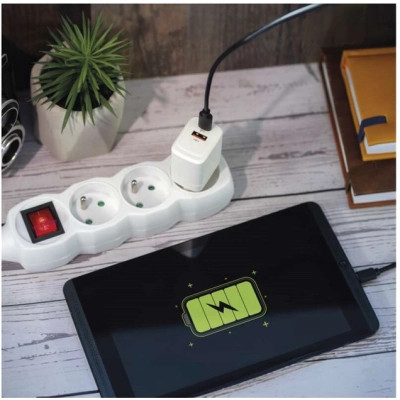 Зарядний пристрій EMOS V02G20 1xUSB-A + 1xUSB-C PD20W GaN (V02G20)