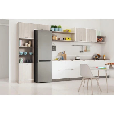 Холодильник Indesit INFC9TI22X