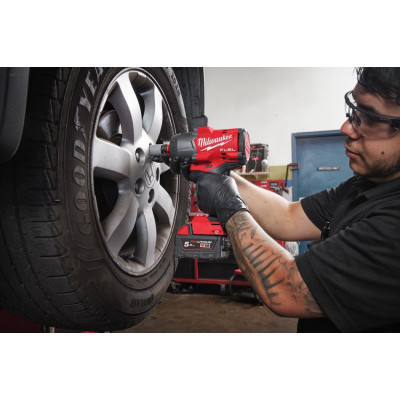 Гайковерт Milwaukee 1/2&quot;, M18 FHIW2F12-502X, 2034Нм, 2x5Ah, HD кейс (4933492783)