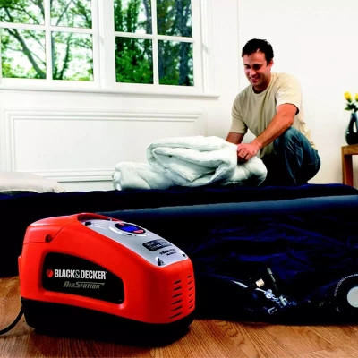 Автомобільний компресор Black&amp;Decker ASI300