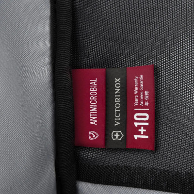 Дорожня сумка Victorinox Travel Touring 2.0 33 л Black (Vt612126)
