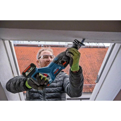 Шабельна пила Bosch GSA 185-LI, 18 В, пропил 230мм, хід 28мм (без АКБ та ЗП) (0.601.6C0.020)