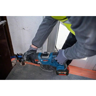 Шабельна пила Bosch GSA 185-LI, 18 В, пропил 230мм, хід 28мм (без АКБ та ЗП) (0.601.6C0.020)
