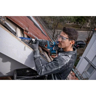 Шабельна пила Bosch GSA 185-LI, 18 В, пропил 230мм, хід 28мм (без АКБ та ЗП) (0.601.6C0.020)
