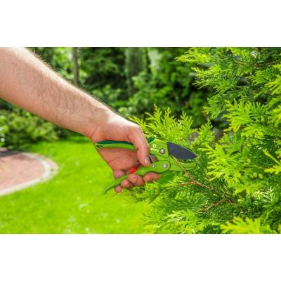 Секатор Verto с трещеткой (15G205)