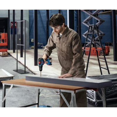 Шуруповерт Bosch GSR 18V-50 (0.601.9H5.000)