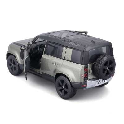 Машина Bburago Land Rover Defender 110 2022 1:24 (18-21101)