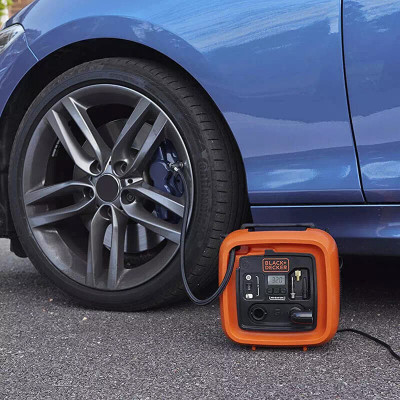 Автомобільний компресор Black&amp;Decker ASI400