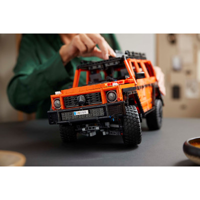 Конструктор LEGO Technic Mercedes-Benz G 500 PROFESSIONAL Line (42177)