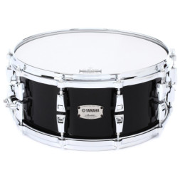 Малий барабан Yamaha Absolute Hybrid Maple Snare 14&quot; (Solid Black) (AMS1460 SOB)