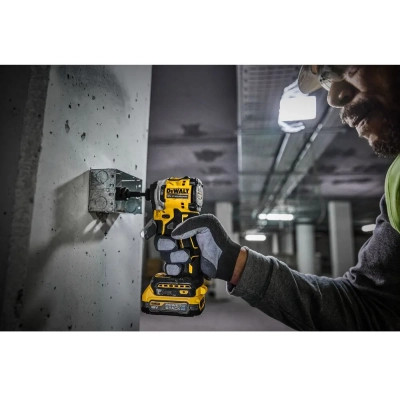 Шуруповерт DeWALT 18 В XR Li-lon PowerStack 1.7Ah, 206 Нм,кейс TSTAK (DCF850E1T)