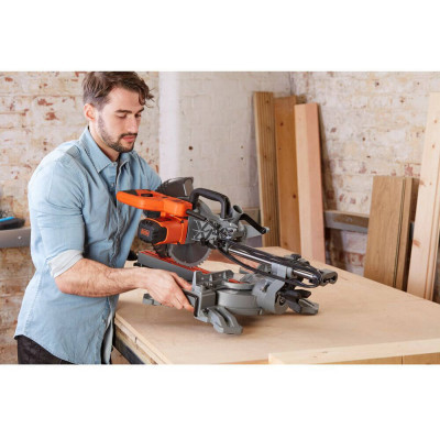 Торцювальна пила Black&amp;Decker 2100 Вт, диск 254х30 мм, 5000 об/хв, XPS, вага 18.5 кг (BES710)