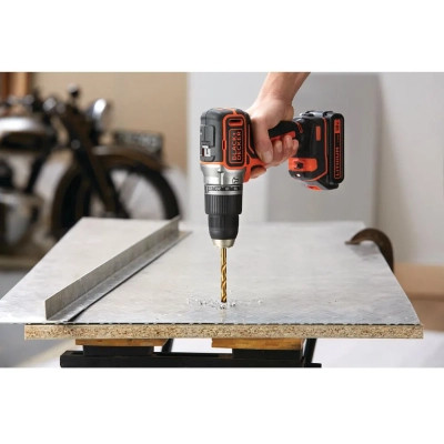 Шуруповерт Black&amp;Decker ударний 18 В, 52 Нм (без АКБ та ЗП) (BL188N)