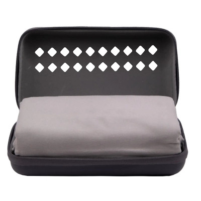 Туристичний рушник Tribe з мікрофібри в чохлі Pocket Towel 60х120 L Grey (T-LC-0001-L-grey)