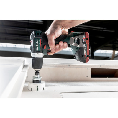 Шуруповерт Metabo BS 18 L BL 18В, 25-60Нм, 0-550·0-1850об/хв, 0.87кг (без АКБ та ЗП) (602326890)