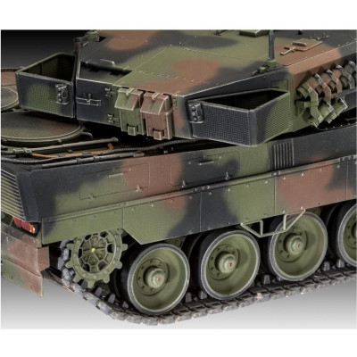 Збірна модель Revell Танк Леопард 2 A6/A6NL рівень 4 масштаб 1:35 (RVL-03281)