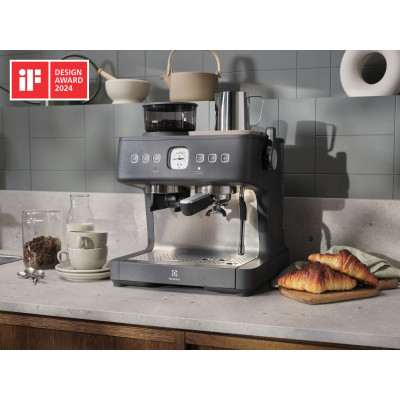 Ріжкова кавоварка еспресо Electrolux E8EC1-8BP