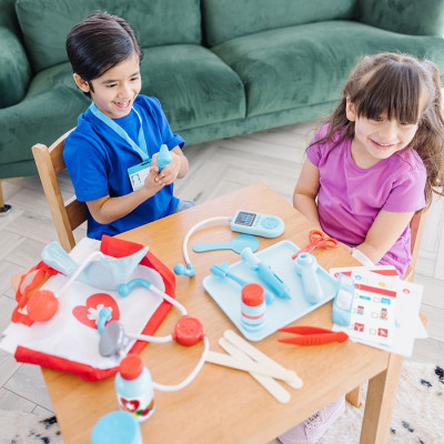 Розвиваюча іграшка Melissa&amp;Doug Юний лікар (MD8569)