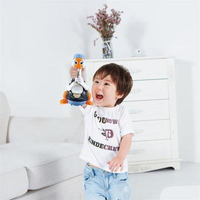 Розвиваюча іграшка Hola Toys Гусак-саксофоніст, синій (6111-blue)