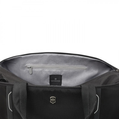 Дорожня сумка Victorinox Travel Werks Traveler 6.0 Weekender L 45 л Black (Vt605587)