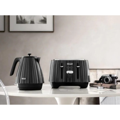 Електрочайник DeLonghi KBD 2001 BK (KBD2001BK)