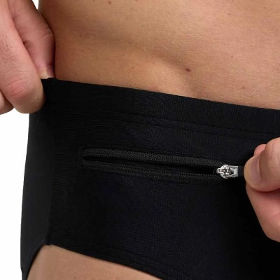 Плавки Arena Zip Brief 9 sm 006259-500 чорний 90 (3468336897706)