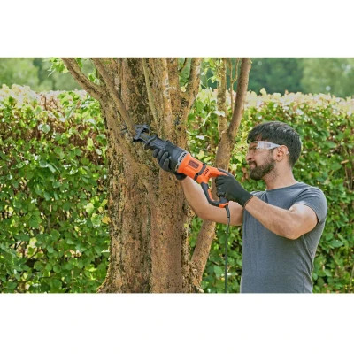 Шабельна пила Black&amp;Decker BES301