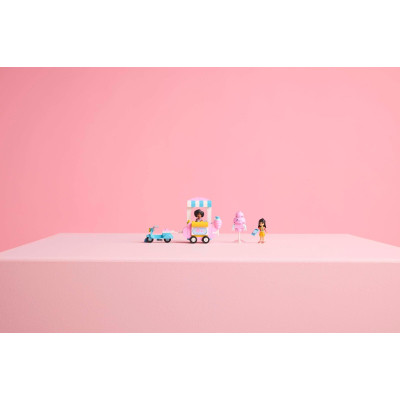 Конструктор LEGO Friends Ятка із солодкою ватою та скутер (42643)