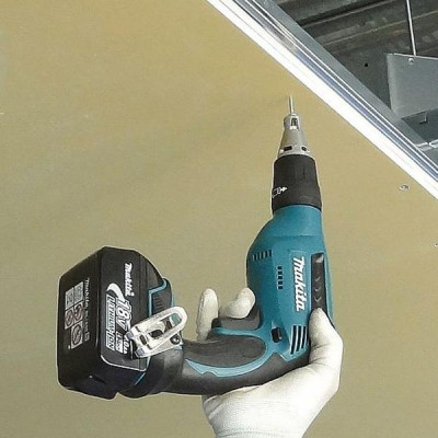 Шуруповерт Makita для гипсокартона LXT, 18В (без АКБ и БП) (DFS451Z)