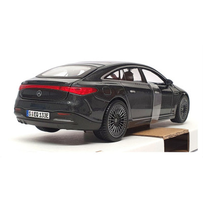 Машина Maisto 2022 Mercedes-Benz EQS сірий металік 1:24 (32902 met. grey)