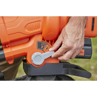 Пилосос садовий Black&amp;Decker 36V, 2.5Ah, 270 км/год (BCBLV3625L1)