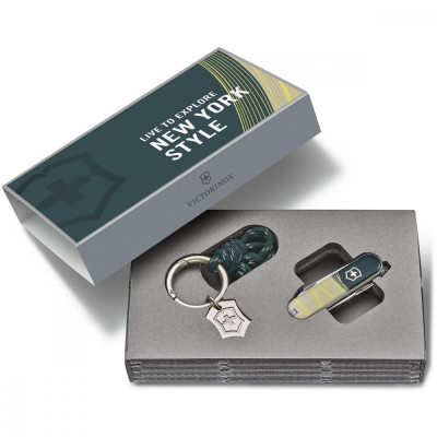 Ніж Victorinox Classic SD New York Style (0.6223.E223)