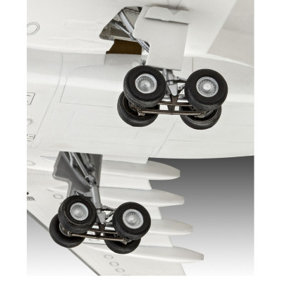 Збірна модель Revell Літак Airbus A330-300 Lufthansa рівень 4 масштаб 1:144 (RVL-03816)