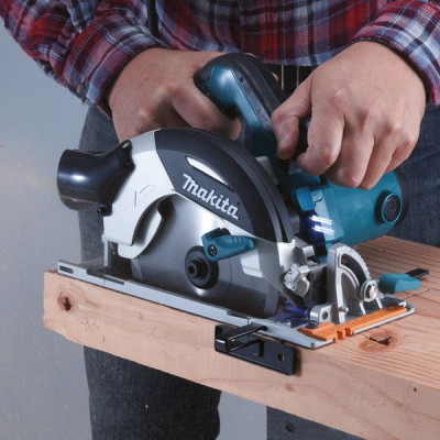 Дискова пила Makita HS7100