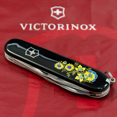 Ніж Victorinox Spartan Ukraine Black &quot;Квіти&quot; (1.3603.3_T1050u)