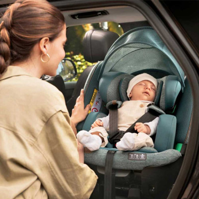 Автокрісло Chicco Bi-Seat Air i-Size з базою Чорне (87050.72)