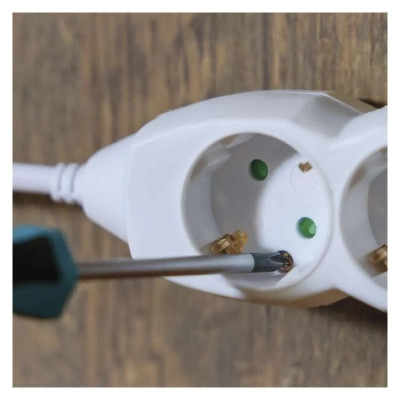 Мережевий подовжувач EMOS P0425