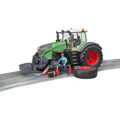 Спецтехника Bruder Трактор Fendt 1050 Vario с фигуркой и аксессуарами для ремонта (04041)