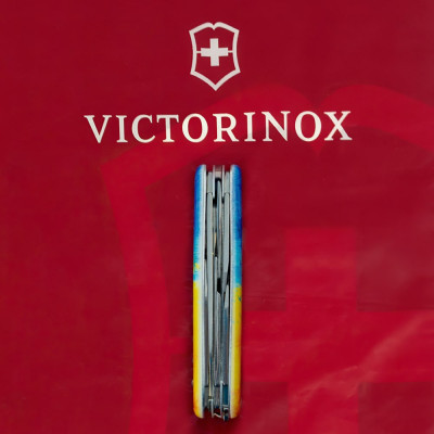Ніж Victorinox Climber Ukraine Жовто-синій малюнок (1.3703.7_T3100p)