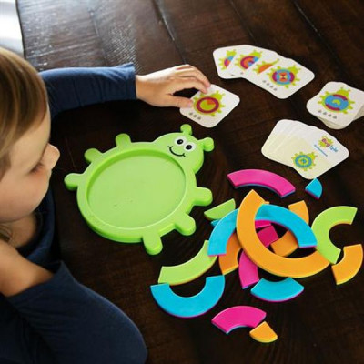 Розвиваюча іграшка Fat Brain Toys Пазл Збери жука Bugzzle (F209ML)