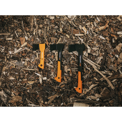 Сокира Fiskars X7 35.4см, 640г (1015618)