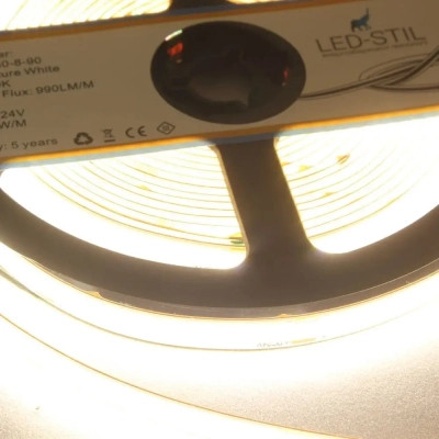 Світлодіодна стрічка LED-STIL 4000K 9 Вт/м COB 480 діодів IP33 24 Вольта 950 lm нейтральне світло (UC4-24-480-8-90)