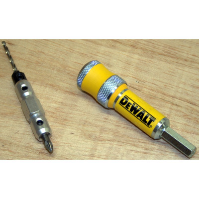 Набір свердл DeWALT пілотних із зенкерами FLIP&amp;DRIVE, 12 шт, кейс (DT7612)