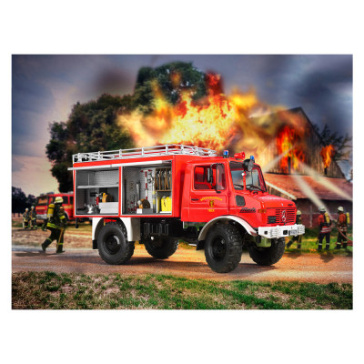 Збірна модель Revell Пожежна машина Unimog U1300L TLF 8/18 рівень 5 масштаб 1:24 (RVL-07512)